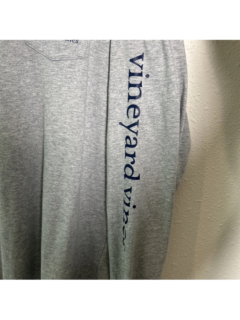 Vineyard Vines Long Sleeve Pocket Shirt Grey Winter Whale Snow Women’s Size XL - Picture 7 of 11